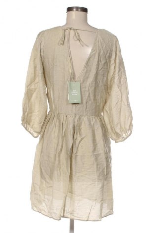 Rochie H&M, Mărime S, Culoare Ecru, Preț 10,99 Lei