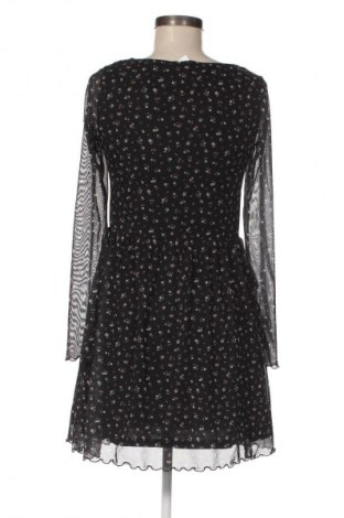 Рокля H&M Divided, Размер M, Цвят Многоцветен, Цена 3,06 €