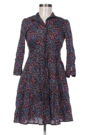 Рокля H&M Divided, Размер S, Цвят Многоцветен, Цена 2,04 €