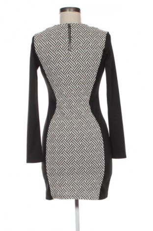 Šaty  H&M Divided, Velikost M, Barva Vícebarevné, Cena  119,00 Kč