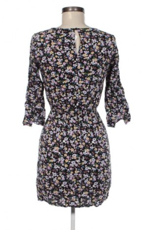 Рокля H&M Divided, Размер XS, Цвят Многоцветен, Цена 8,69 €