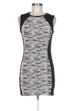 Рокля H&M Divided, Размер M, Цвят Черен, Цена 6,27 €