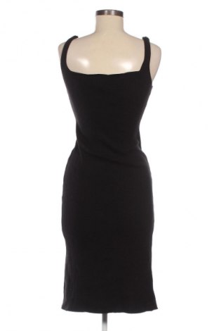 Šaty  H&M Divided, Velikost M, Barva Černá, Cena  280,00 Kč