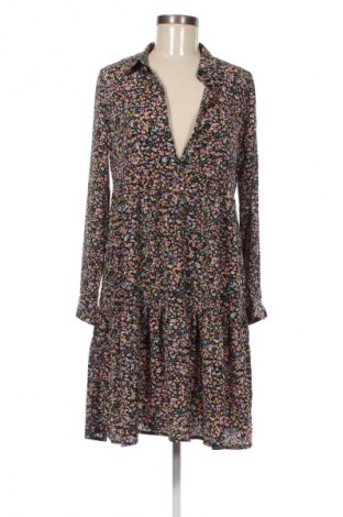 Šaty  Jdy, Veľkosť XS, Farba Viacfarebná, Cena  1,95 €