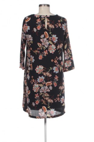 Sukienka LC Waikiki, Rozmiar M, Kolor Kolorowy, Cena 7,99 zł