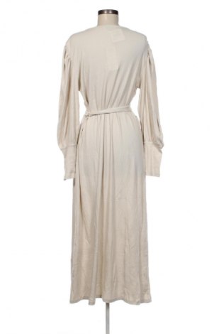 Sukienka Lounge Nine, Rozmiar XXL, Kolor Beżowy, Cena 187,99 zł