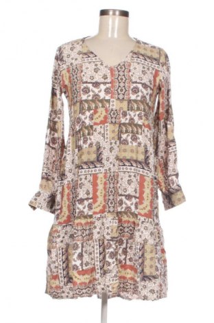 Šaty  Mango, Velikost S, Barva Vícebarevné, Cena  182,00 Kč