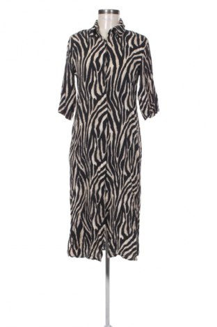 Рокля Mango, Размер S, Цвят Многоцветен, Цена 18,91 €