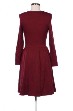 Рокля Mohito, Размер M, Цвят Червен, Цена 19,94 €