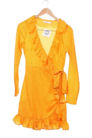 Kleid NA-KD, Größe S, Farbe Mehrfarbig, Preis € 1,99