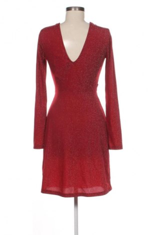 Kleid NA-KD, Größe M, Farbe Rot, Preis 15,99 €