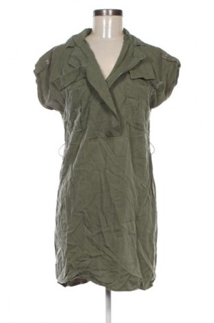 Φόρεμα Noisy May, Μέγεθος M, Χρώμα Πράσινο, Τιμή 7,99 €