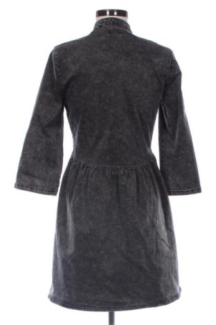 Sukienka ONLY, Rozmiar S, Kolor Szary, Cena 78,99 zł