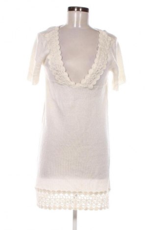 Φόρεμα Okay, Μέγεθος M, Χρώμα Εκρού, Τιμή 3,99 €