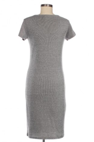 Šaty  Pieces, Velikost M, Barva Vícebarevné, Cena  219,00 Kč