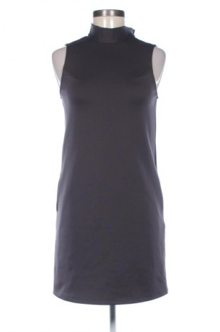 Šaty  Pilgrim, Velikost M, Barva Šedá, Cena  69,00 Kč