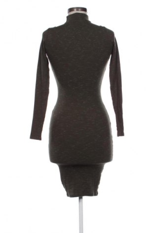 Sukienka Pull&Bear, Rozmiar S, Kolor Kolorowy, Cena 34,66 zł