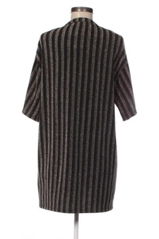 Φόρεμα Pull&Bear, Μέγεθος S, Χρώμα Πολύχρωμο, Τιμή 7,99 €