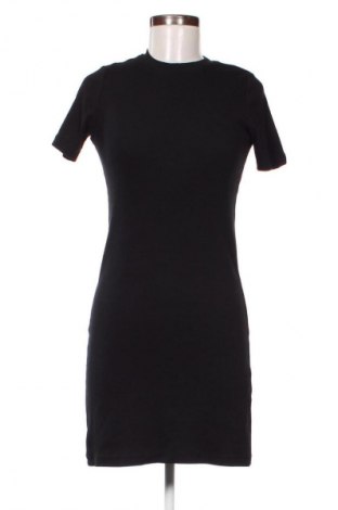 Šaty  Pull&Bear, Velikost S, Barva Černá, Cena  239,00 Kč