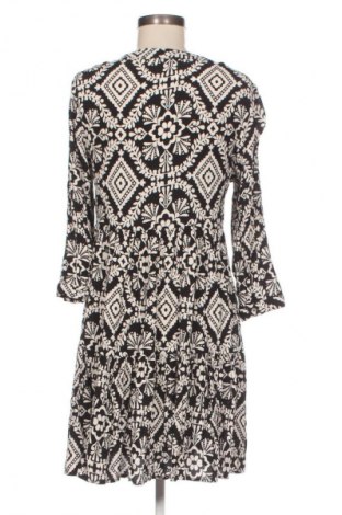 Sukienka Reserved, Rozmiar M, Kolor Kolorowy, Cena 26,99 zł