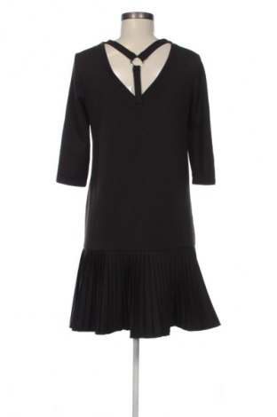 Šaty  Reserved, Velikost S, Barva Černá, Cena  99,00 Kč