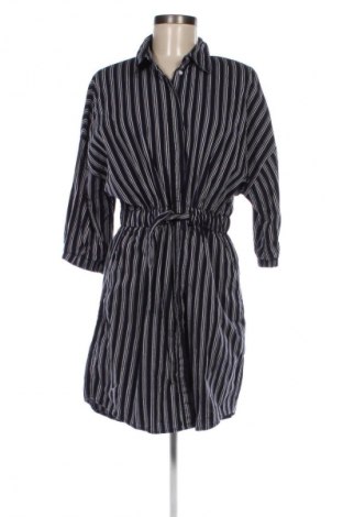 Φόρεμα Reserved, Μέγεθος M, Χρώμα Πολύχρωμο, Τιμή 5,00 €