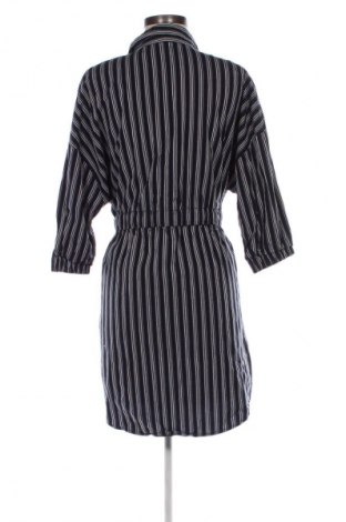 Φόρεμα Reserved, Μέγεθος M, Χρώμα Πολύχρωμο, Τιμή 5,00 €