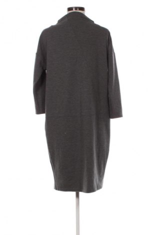 Šaty  Reserved, Velikost M, Barva Šedá, Cena  212,00 Kč
