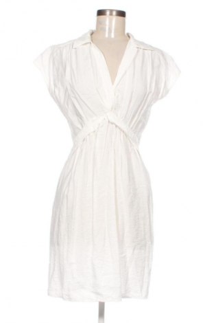 Φόρεμα Reserved, Μέγεθος S, Χρώμα Λευκό, Τιμή 17,99 €