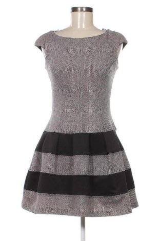 Ruha Rinascimento, Méret M, Szín Sokszínű, Ár 4 930 Ft