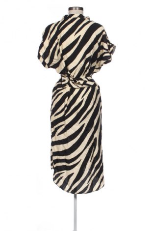 Sukienka SHEIN, Rozmiar XL, Kolor Kolorowy, Cena 89,99 zł