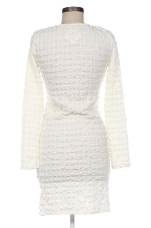 Šaty  Sinsay, Velikost M, Barva Krémová, Cena  139,00 Kč