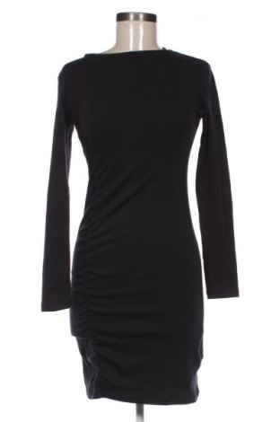 Sukienka Sinsay, Rozmiar M, Kolor Czarny, Cena 19,99 zł