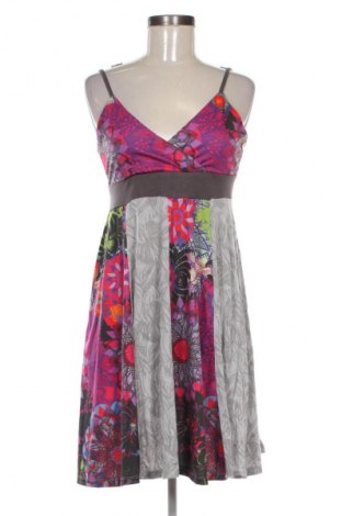 Sukienka Smash, Rozmiar M, Kolor Kolorowy, Cena 18,99 zł