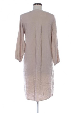 Šaty  Sublevel, Velikost M, Barva Krémová, Cena  49,00 Kč