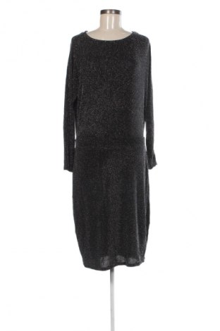 Φόρεμα Tatuum, Μέγεθος L, Χρώμα Μαύρο, Τιμή 22,99 €