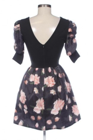 Šaty  Unbranded, Velikost M, Barva Vícebarevné, Cena  449,00 Kč