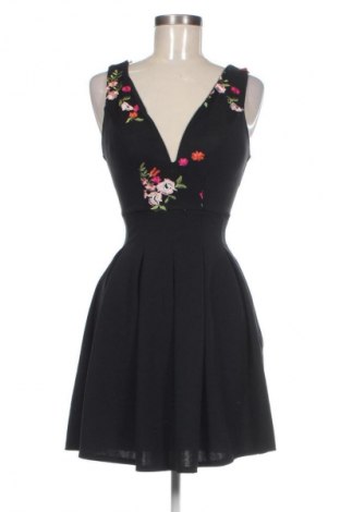 Šaty  Unbranded, Velikost XS, Barva Vícebarevné, Cena  319,00 Kč