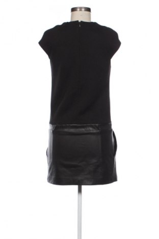 Rochie Vanessa Bruno Athé, Mărime S, Culoare Negru, Preț 80,99 Lei