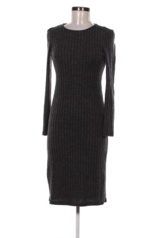 Šaty  Vero Moda, Velikost S, Barva Šedá, Cena  109,00 Kč