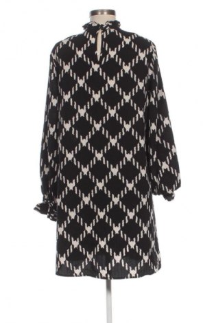 Šaty  Vero Moda, Veľkosť M, Farba Viacfarebná, Cena  3,95 €