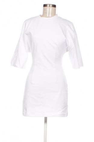 Ruha Zara, Méret S, Szín Fehér, Ár 11 200 Ft