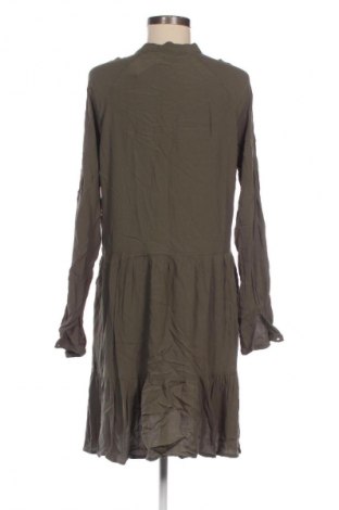 Šaty  mbyM, Velikost M, Barva Vícebarevné, Cena  190,00 Kč