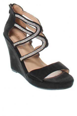 Σανδάλια Unbranded, Μέγεθος 39, Χρώμα Πολύχρωμο, Τιμή 24,99 €