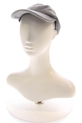Шапка Unbranded, Цвят Сив, Цена 9,20 €