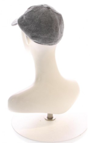 Шапка Unbranded, Цвят Сив, Цена 9,20 €