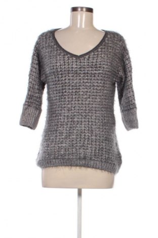 Dámský svetr Unbranded, Velikost M, Barva Šedá, Cena  99,00 Kč