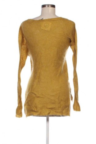 Dámský svetr Unbranded, Velikost S, Barva Žlutá, Cena  319,00 Kč