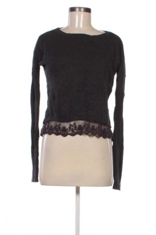 Dámský svetr H&M L.O.G.G., Velikost S, Barva Šedá, Cena  139,00 Kč