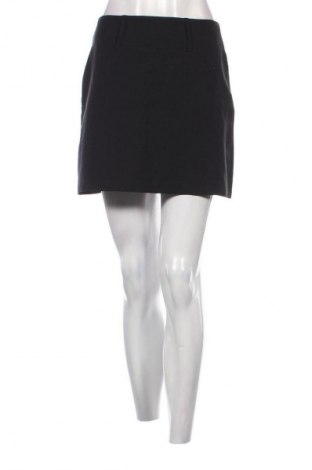 Пола Hennes, Размер S, Цвят Черен, Цена 2,04 €